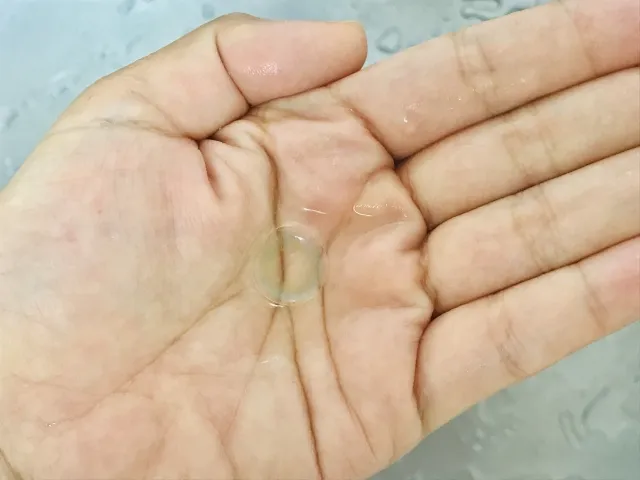 コンタクトの洗浄