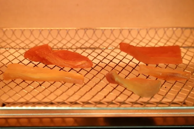 トースターで芋を焼く